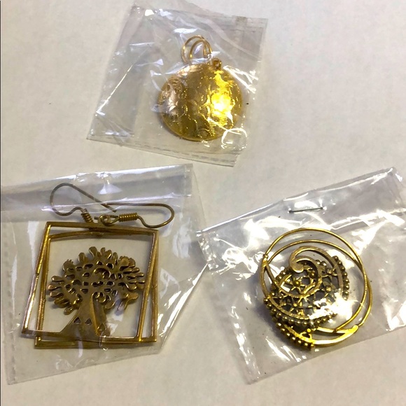 Three pairs of earrings made in India, new - Picture 1 of 4